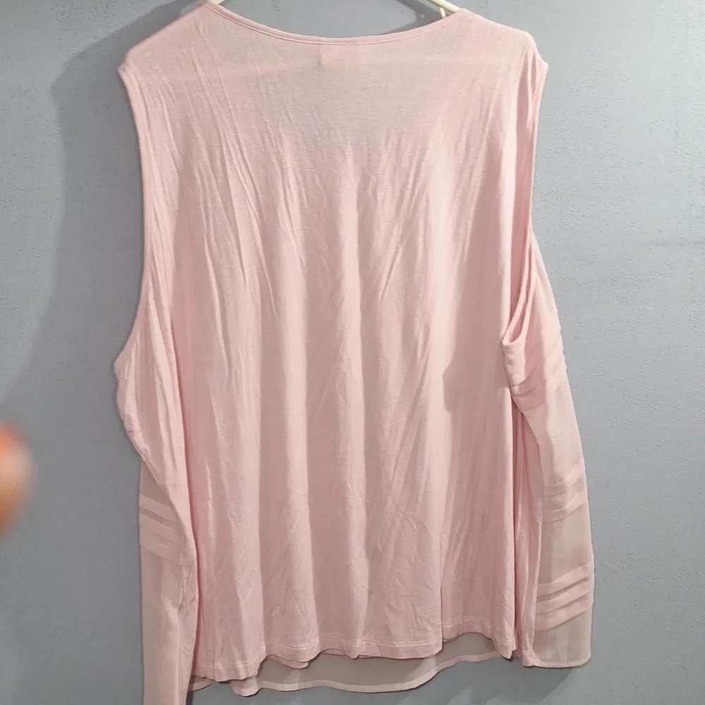 Avenue Light pink blouse - Picture 3 of 3